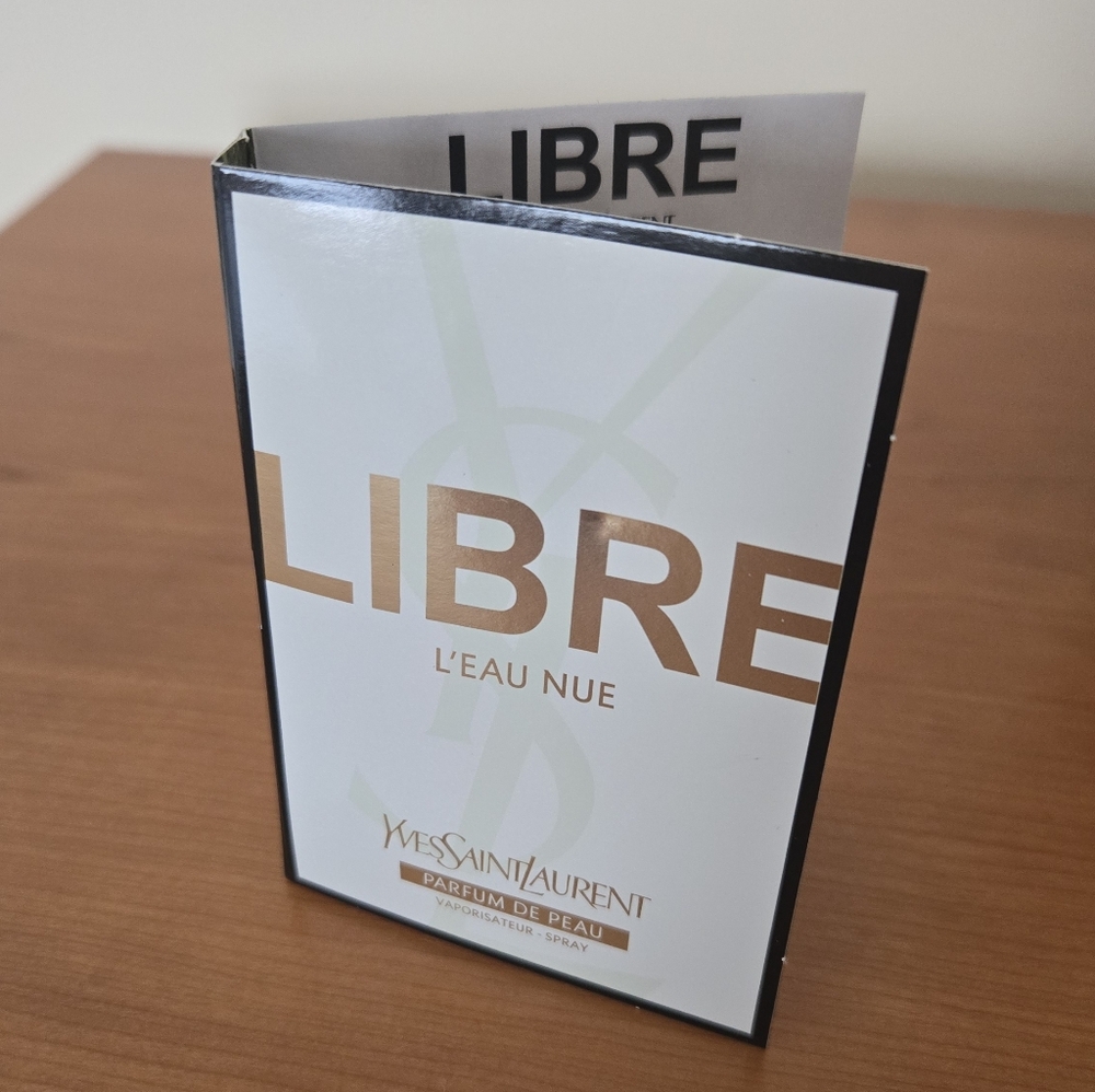 Yves Saint Laurent Libre L'Eau Nue Sample
